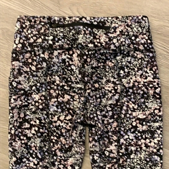 Lululemon Pace Rival Crop *22" Floral Spritz Multi / Black Size 6 - Picture 6 of 12